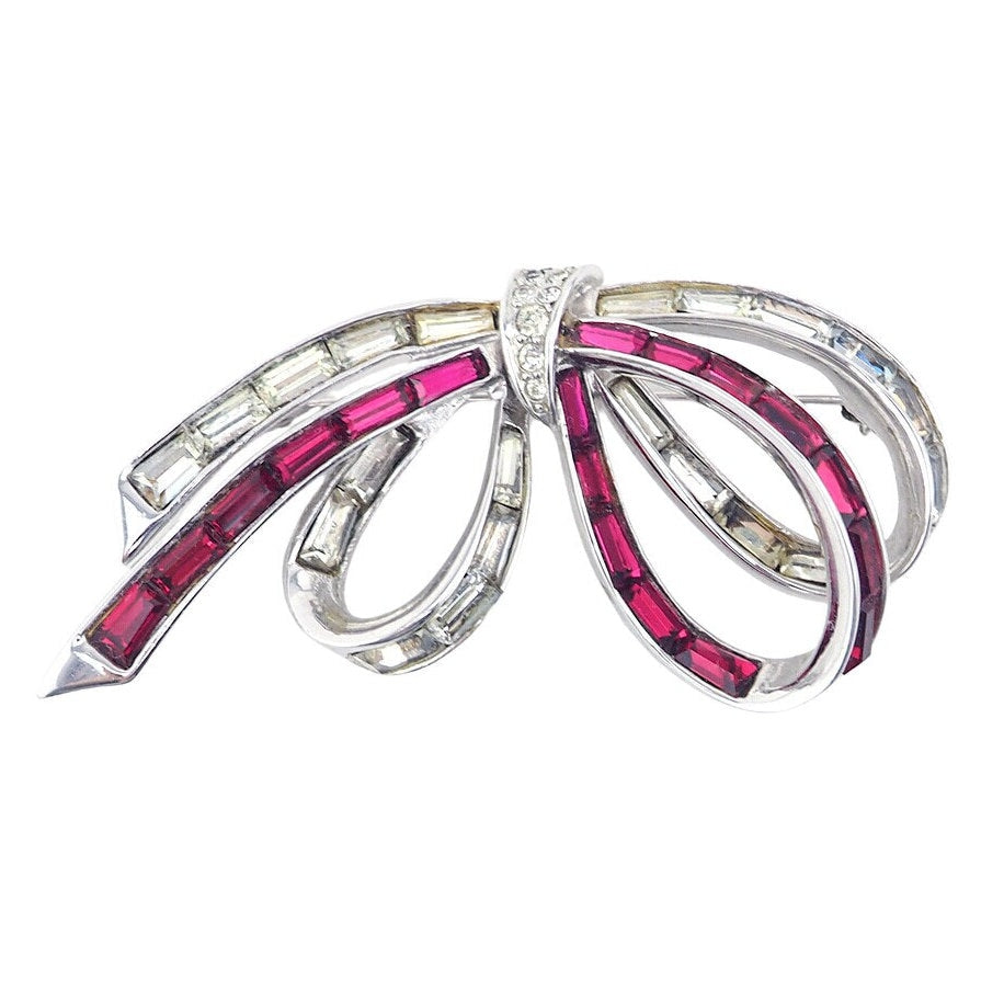 Boucher Baguette Bow Brooch