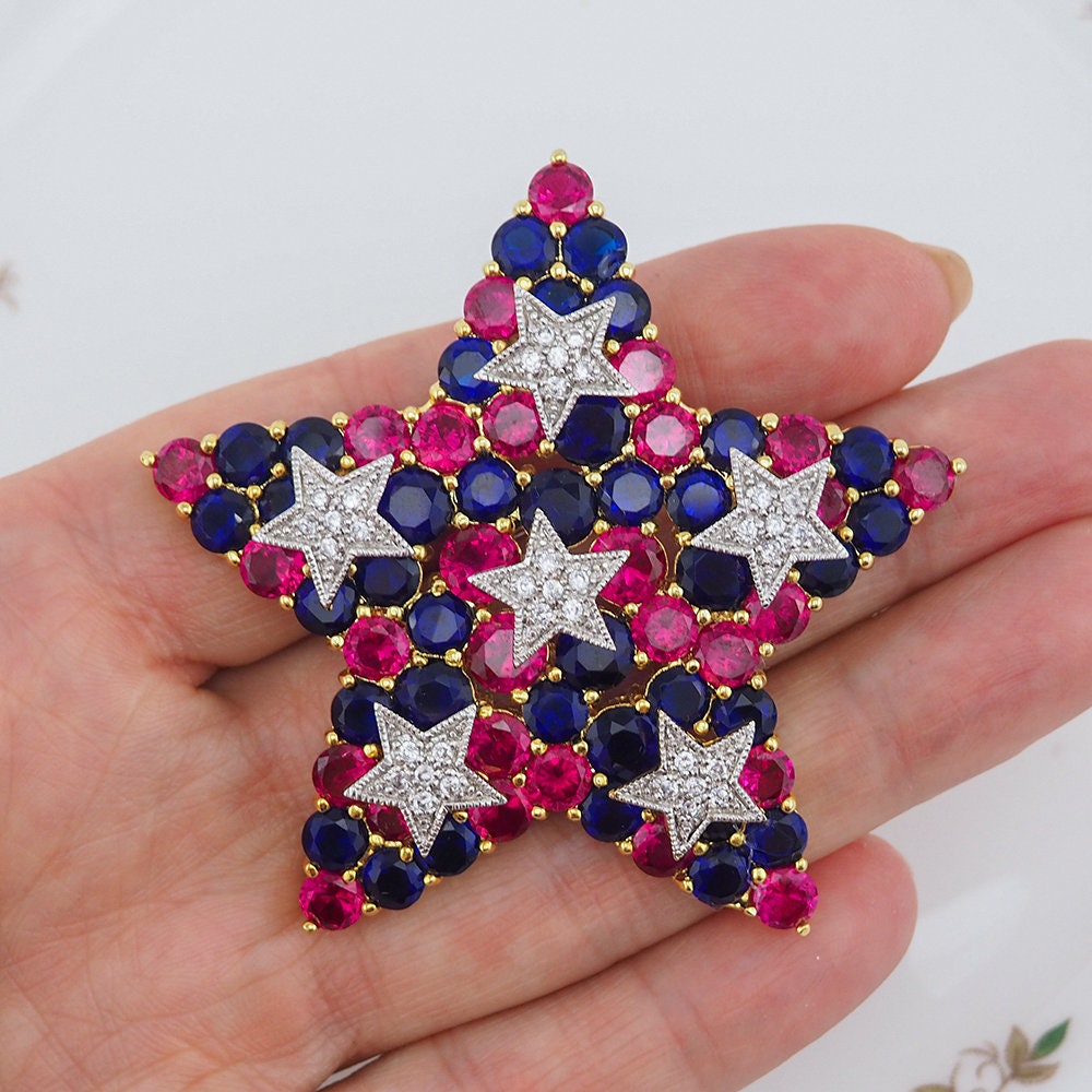 Joan Rivers Brooch, Star Brooch, Red White Blue Brooch, Rhinestone Brooch, Crystal Star Pin, Gold Tone Brooch, Multicolor Brooch