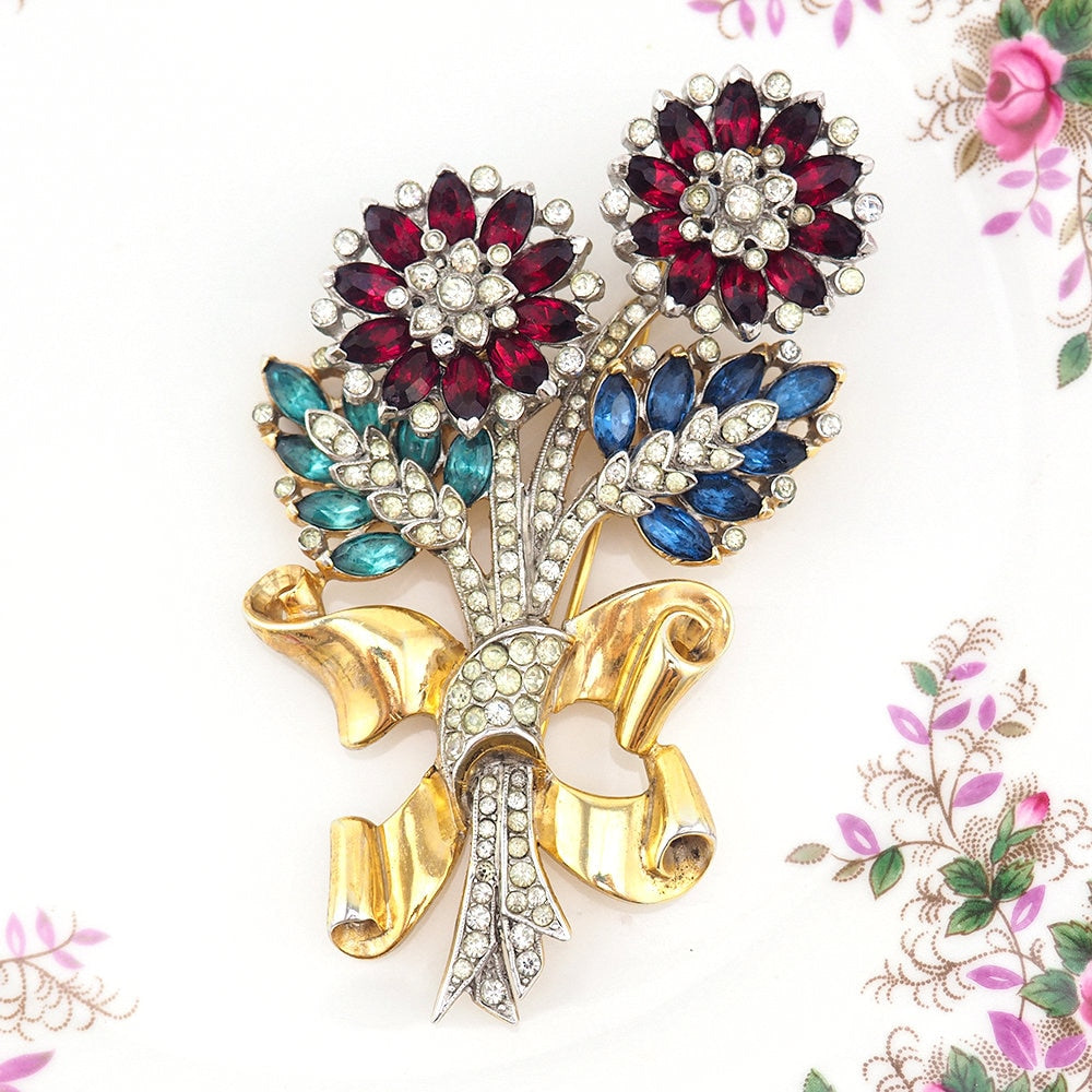 Coro Brooch, 1940s Brooch, Coro Bouquet Brooch, Coro Rhinestone Brooch, Vintage Coro Jewelry, Coro Vintage, 1940s Coro, Red White Blue