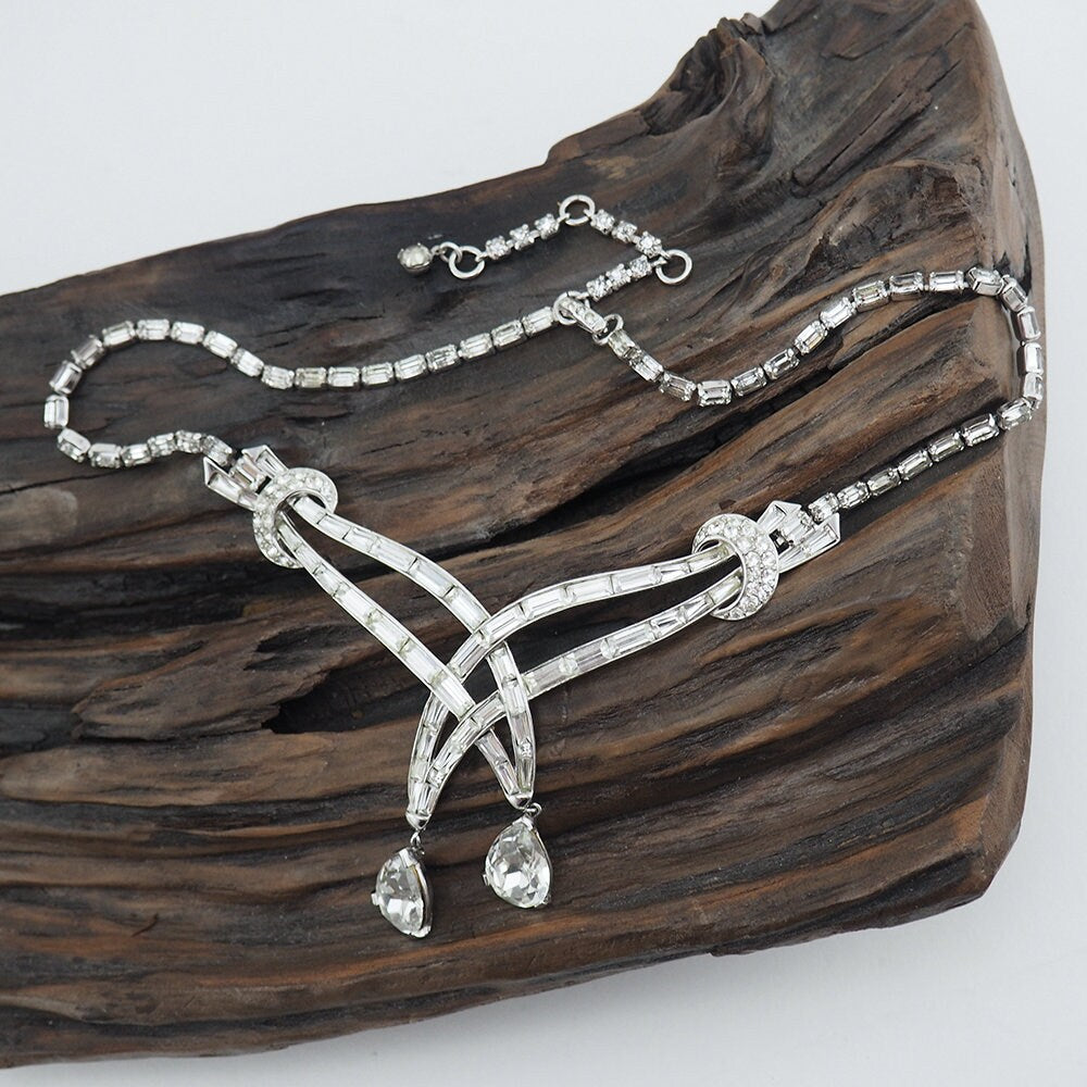 Collier Goutte Strass Boucher Vintage