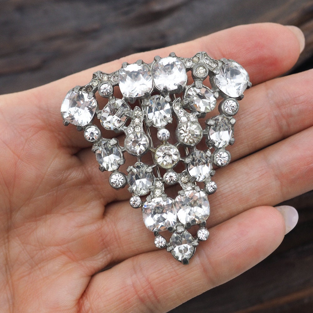 Vintage Clear Rhinestone Fur Clip