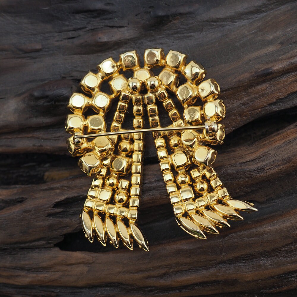 Vintage Topaz Black Rhinestone Brooch