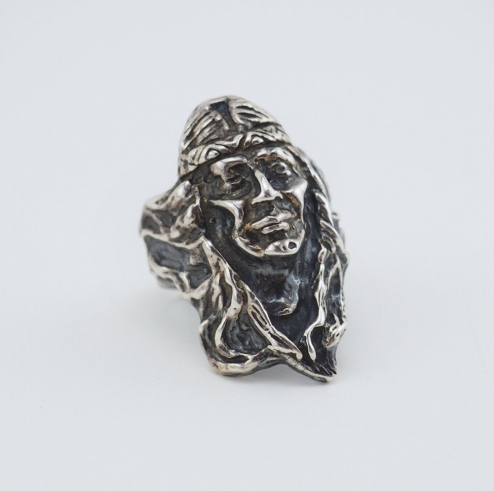 Bague de guerrier autochtone en argent sterling