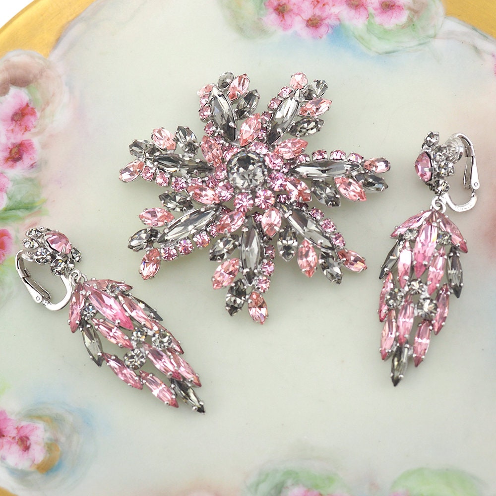 Sherman Brooch Earring Set, Sherman Pink Brooch, Flower Brooch, Vintage Sherman, Rhinestone Brooch Set, Crystal Brooch, Snowflake Brooch