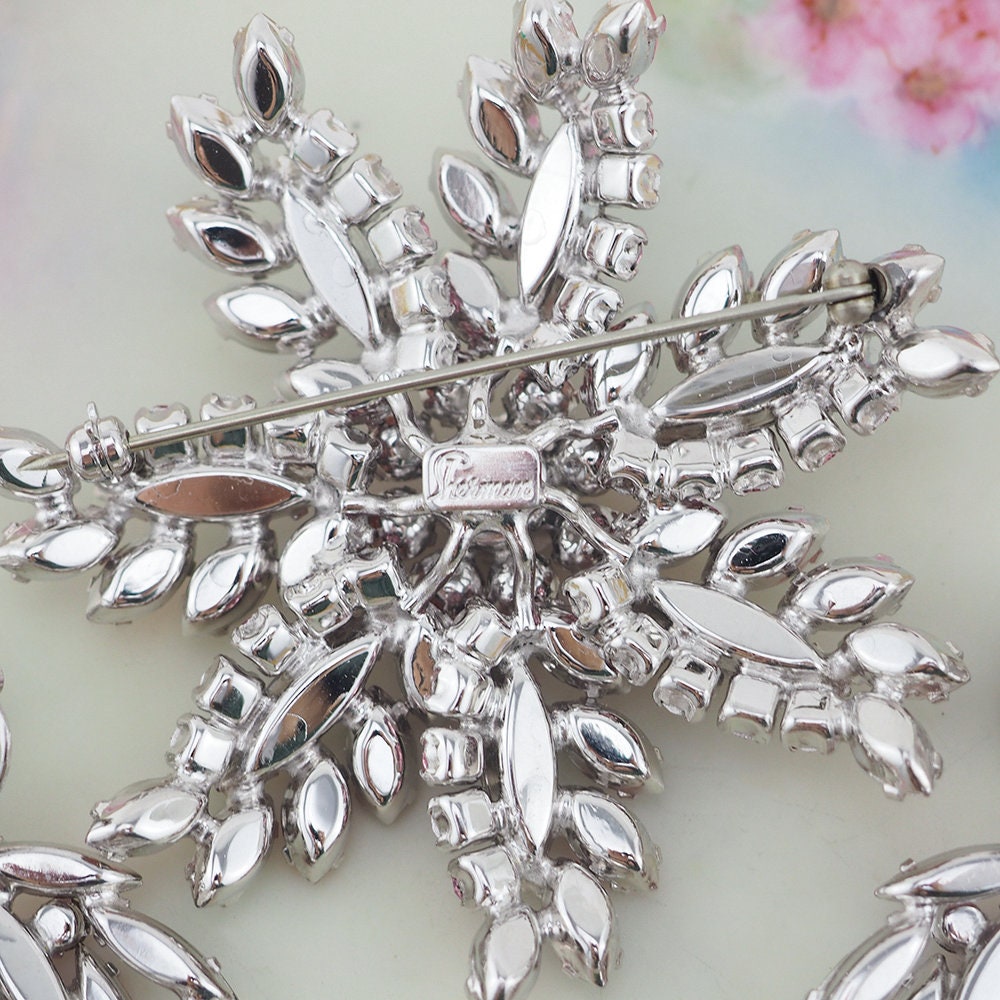 Sherman Brooch Earring Set, Sherman Pink Brooch, Flower Brooch, Vintage Sherman, Rhinestone Brooch Set, Crystal Brooch, Snowflake Brooch