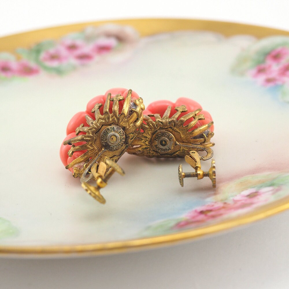 Miriam Haskell Earrings, Vintage Earrings, Haskell Coral Earrings, Clip On Earrings, Haskell Jewelry, Screwback Earrings, Haskell Jewellery