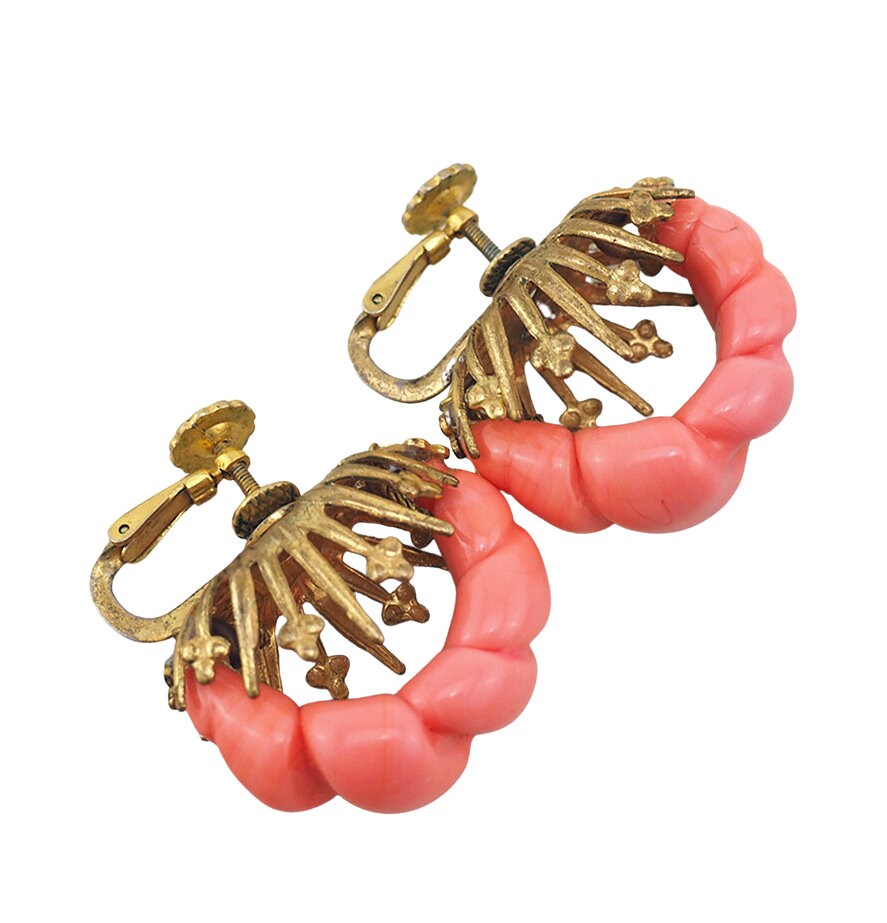 Miriam Haskell Earrings, Vintage Earrings, Haskell Coral Earrings, Clip On Earrings, Haskell Jewelry, Screwback Earrings, Haskell Jewellery