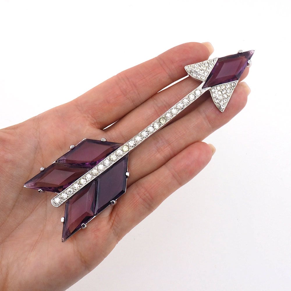 Arrow Brooch, 1940s Brooch, Large Brooch, Vintage Brooch, Glass Stones, Rhinestone Brooch, Long Brooch, Statement Brooch, Art Deco Brooch