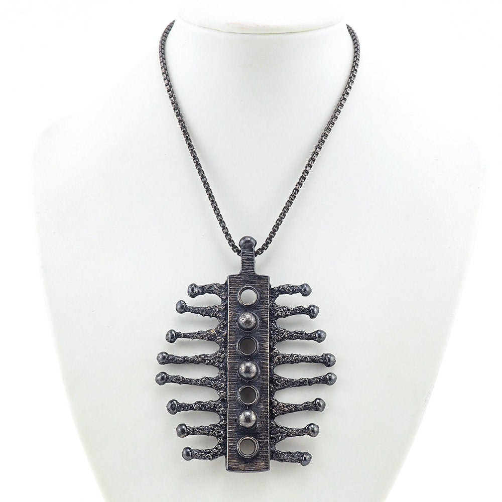 Modernist 2024 Black Pendant Necklace, MCM Jewelry, Trifari Jewelry, Statement Necklace