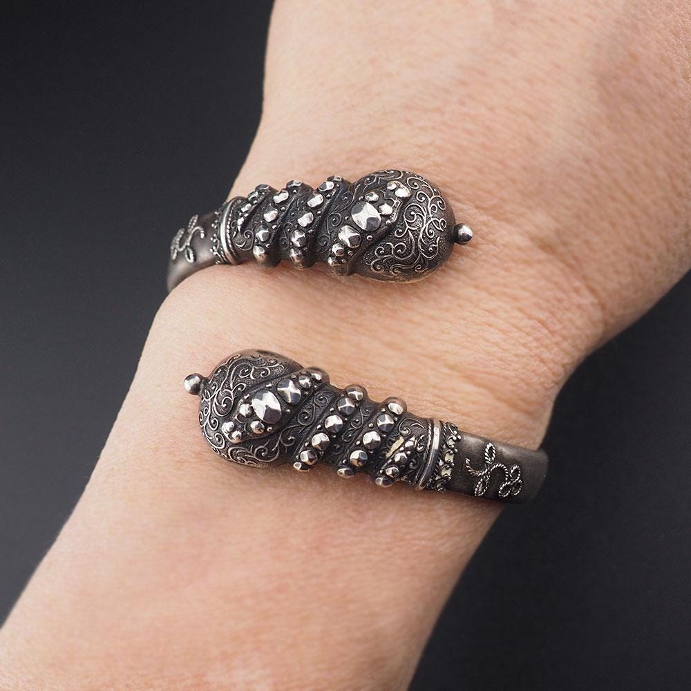 Victorian Snake Bracelet, Antique Bracelet, Bypass Bracelet, Victorian Jewelry, Silver Snake Bracelet, Victorian Bracelet, Etruscan Revival