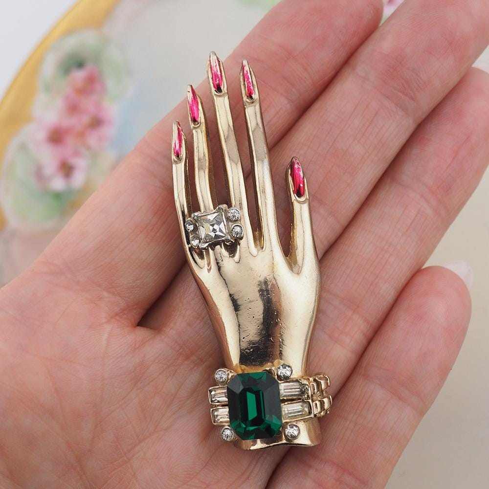 Vintage 1940s Coro Hand Brooch – Vintage Jewelry Girl