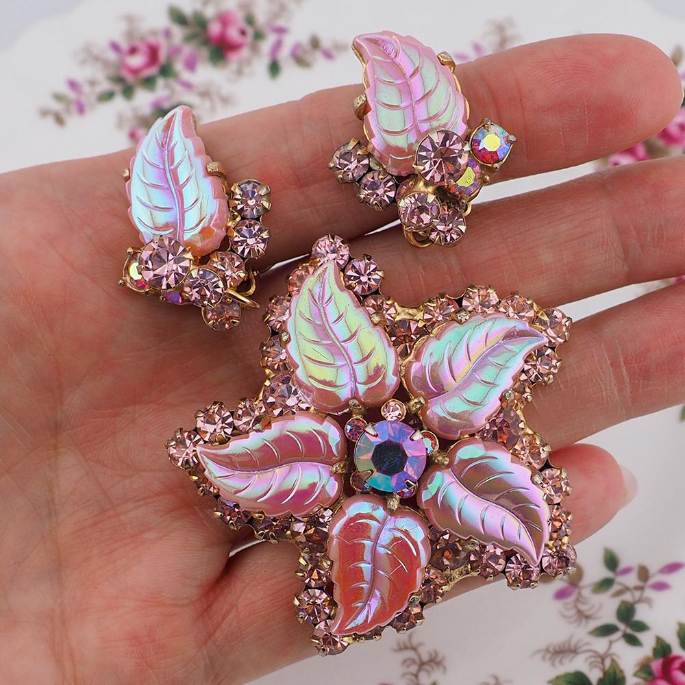 Vintage Jewelry - Juliana Pink Rhinestone Leaf Brooch Set