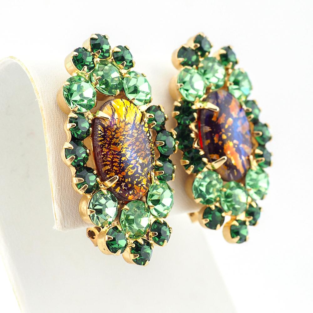 Juliana Earrings, Vintage Rhinestone Earrings, Juliana Cat Eye, Clip On Earrings, UV Reactive Stones, Art Glass Earrings, 1960s Earrings