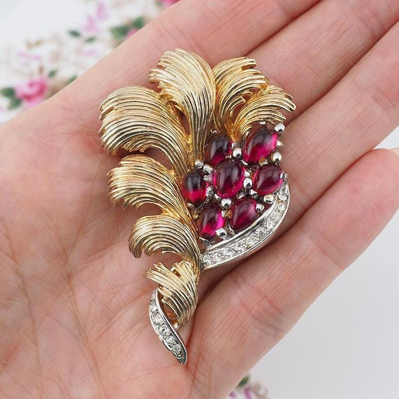 Vintage Boucher Brooch, Faux Ruby Cabochon Brooch, Boucher Jewelry, Vintage Brooch, Gold Tone Brooch, Classy Brooch, Statement Brooch