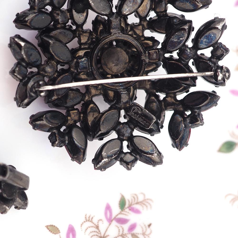 Sherman Siam Red Jewelry, Sherman Brooch Set, Vintage Brooch Set, Sherman Siam, Rhinestone Brooch, Japanned Brooch, Brooch Earring Set