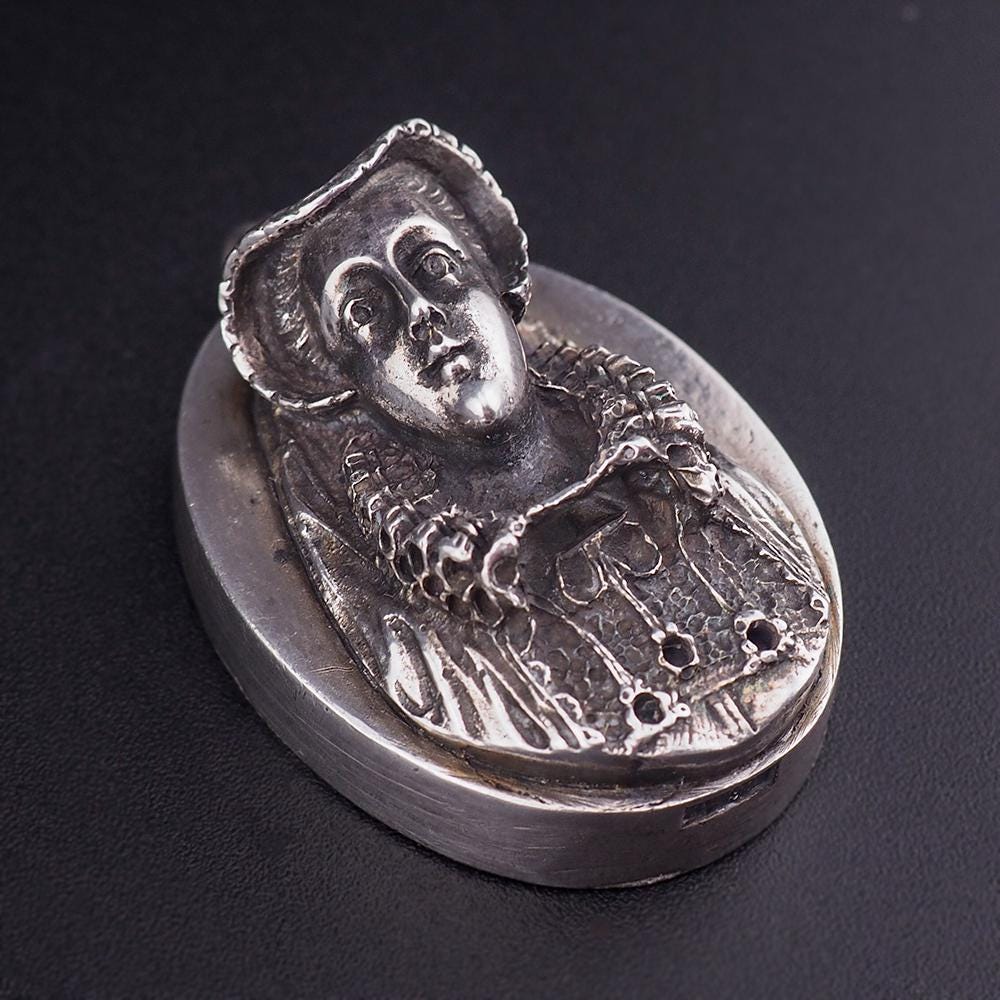 Henryk Winograd Mary Queen of Scots Sterling Silver Oval Portrait Pendant, 999 Silver, High Relief Repoussé, Silver Pendant, PENDANT ONLY