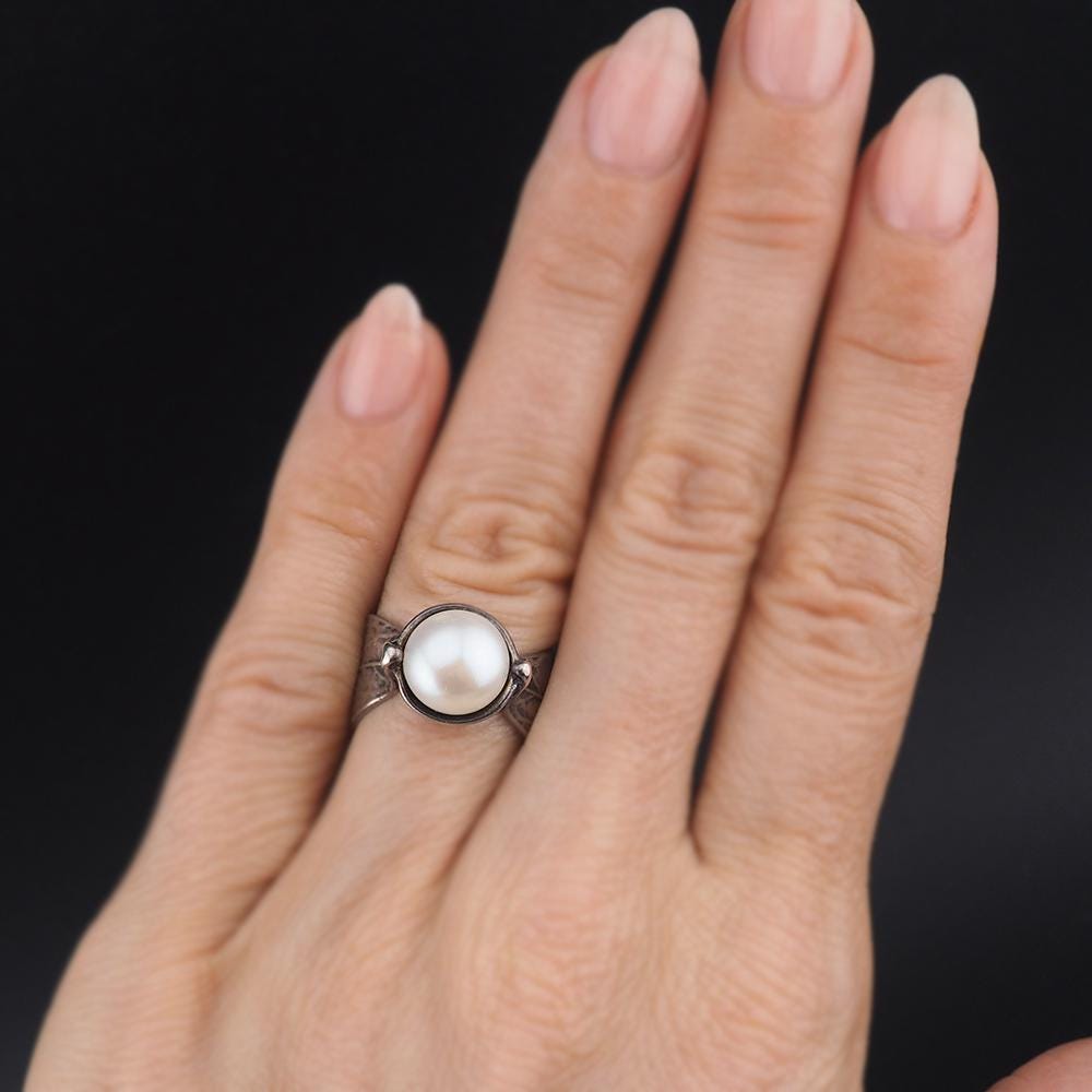 Silpada Sterling Silver Pearl Ring Wide Textured Leaf Band
