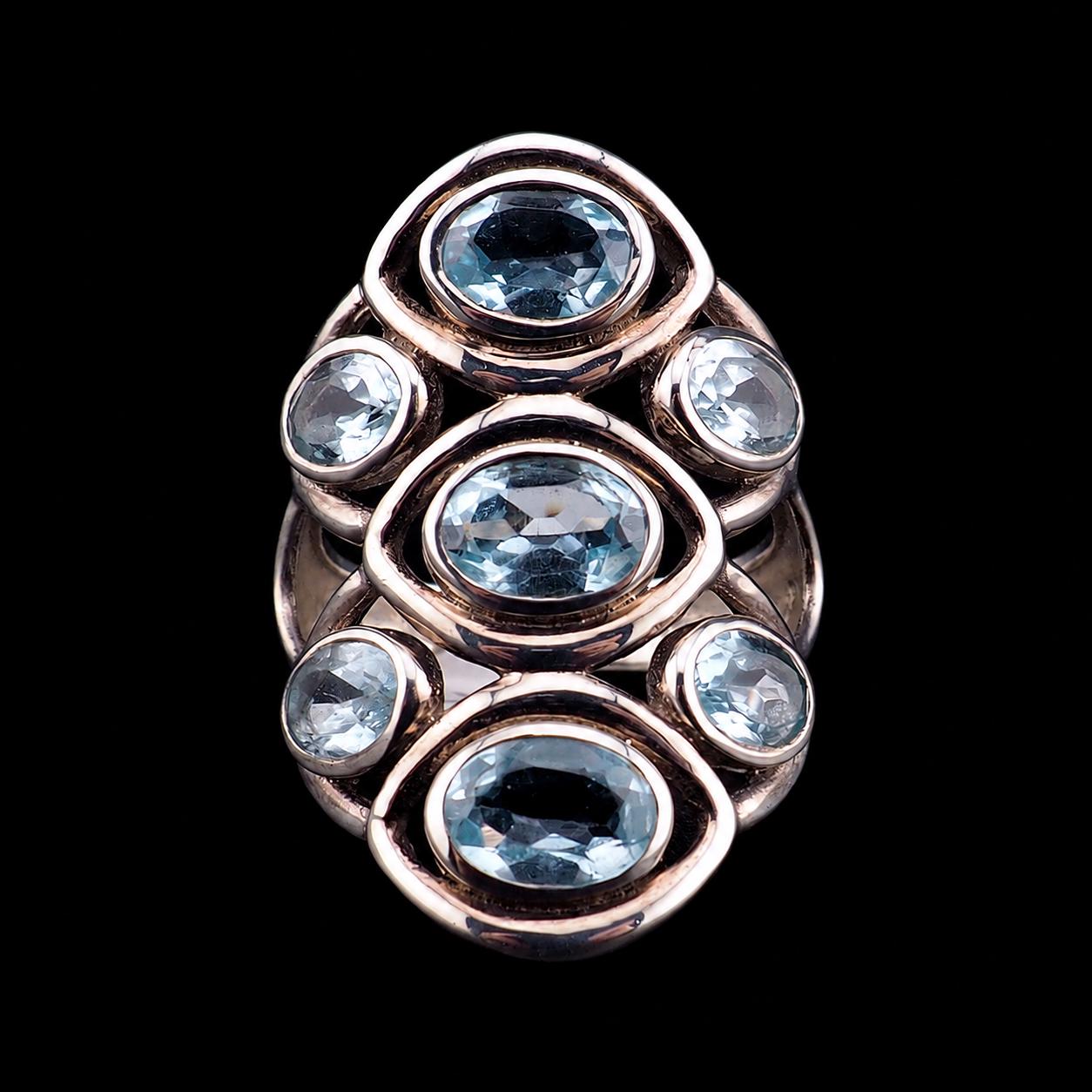 Sterling Silver Blue Topaz Cluster Ring with Seven Faceted Gemstones - Size 7