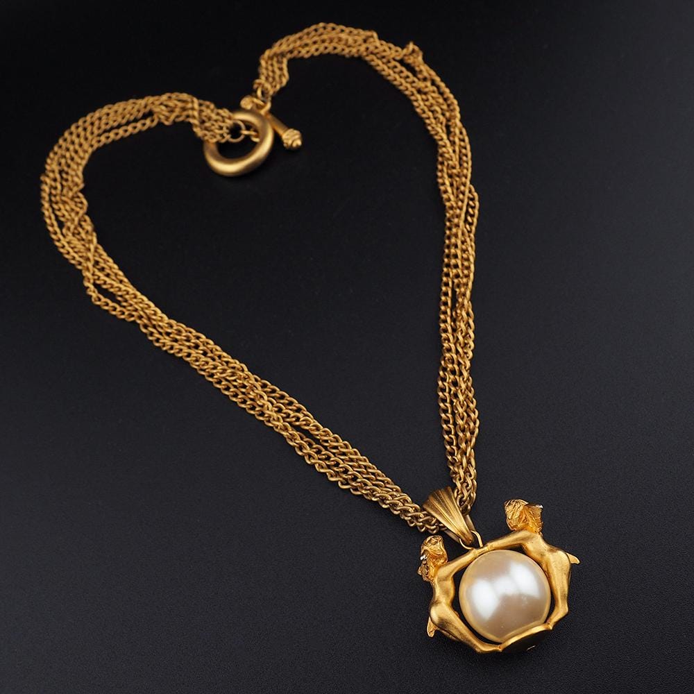 Vintage Cherub Faux Pearl Pendant Necklace – Matte Antiqued Gold Tone – 19 Inch