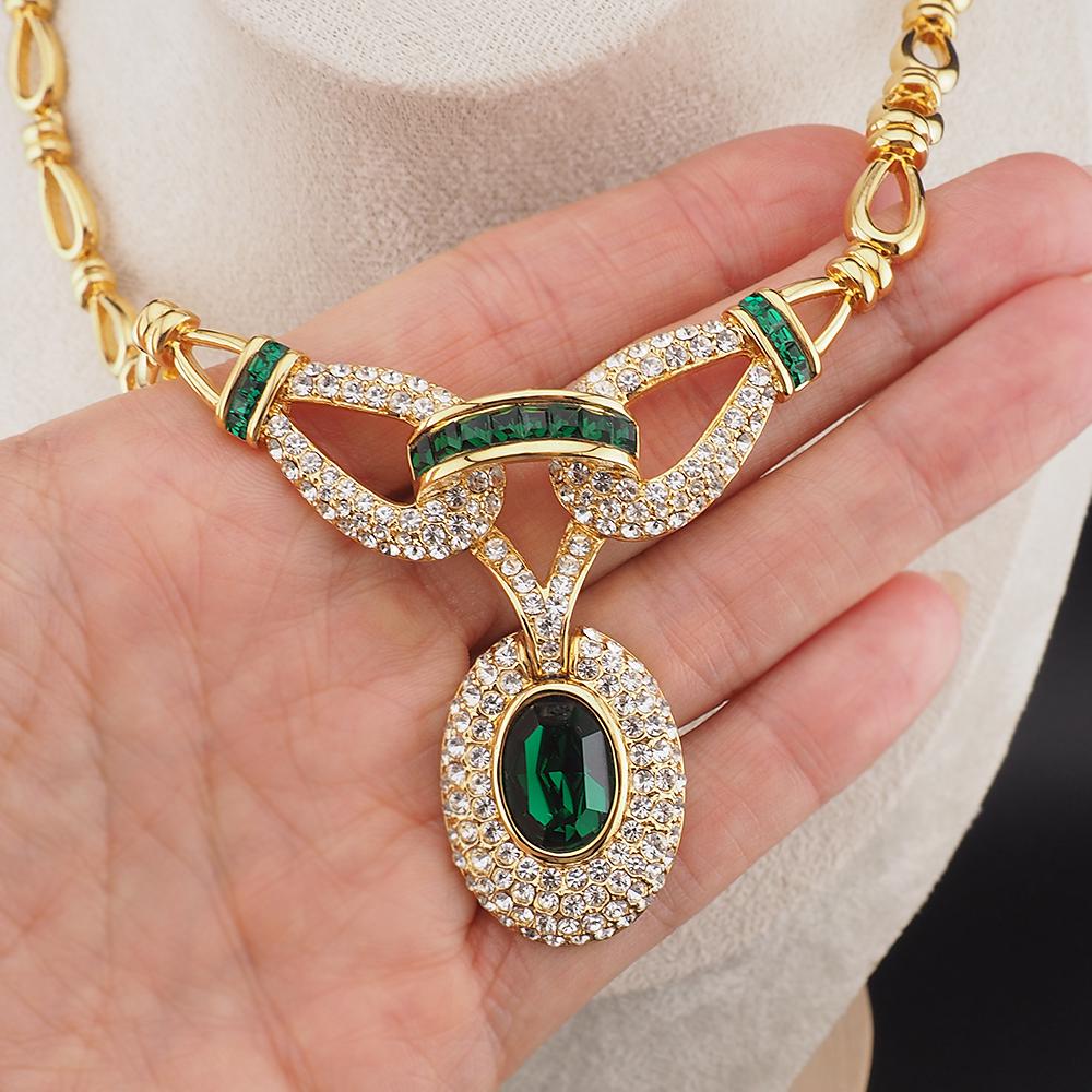 Vintage Oscar de la Renta Emerald Green Rhinestone Necklace & Earrings Set – Gold Tone Designer Demi Parure
