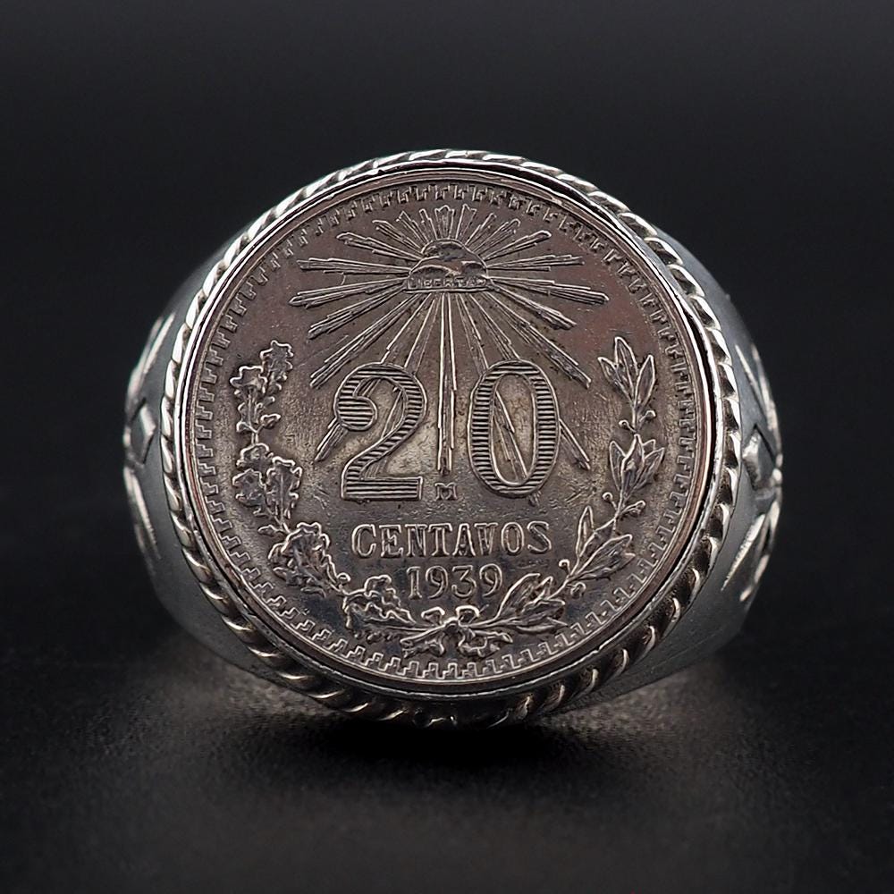 Vintage Mexican Sterling Silver 1939 20 Centavos Coin Ring – Men's or Women's Large Round Silver Ring Size 12.5