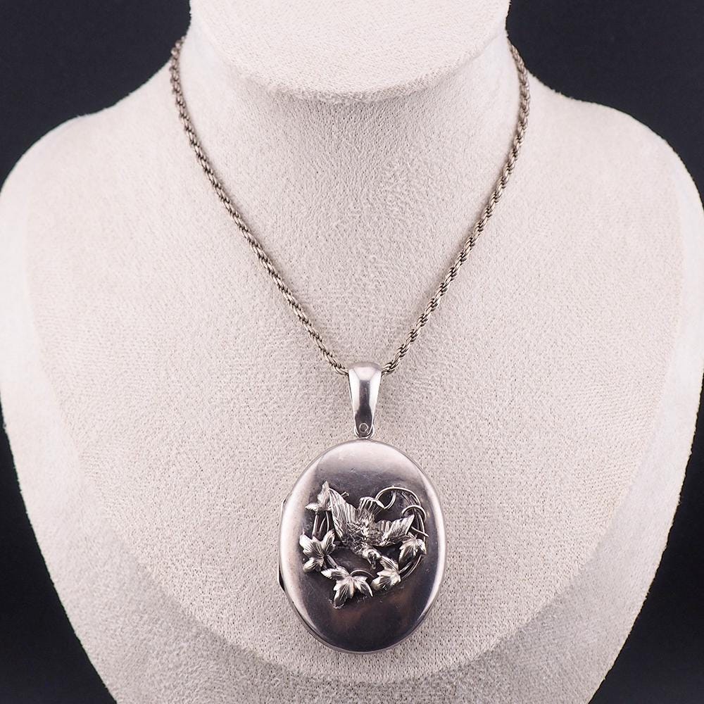 Antique Victorian Sterling Silver Swallow Bird Locket Pendant – Raised Applied Ivy Leaf Design