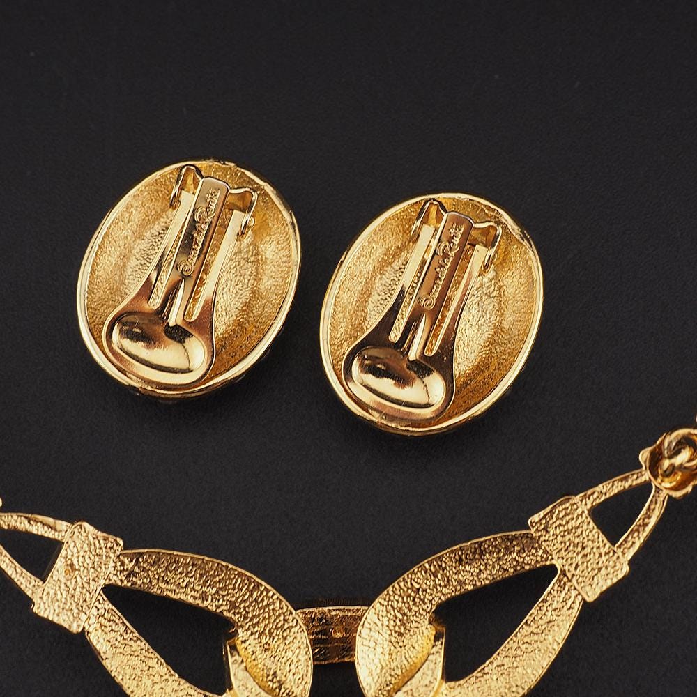 Vintage Oscar de la Renta Emerald Green Rhinestone Necklace & Earrings Set – Gold Tone Designer Demi Parure