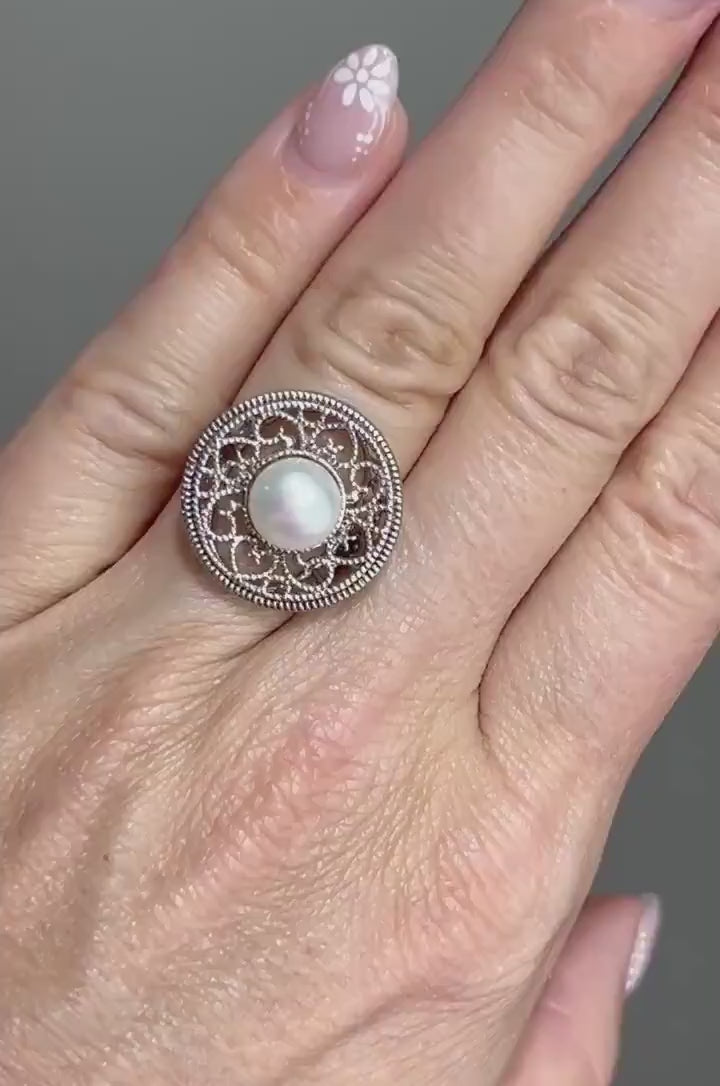 Silver Pearl Ring, Filigree Ring, Silver Ring, Estate Ring, Pearl Ring, Round Ring, Openwork Ring, Size 6 Ring, Genuine Pearl Ring, 925 Ring