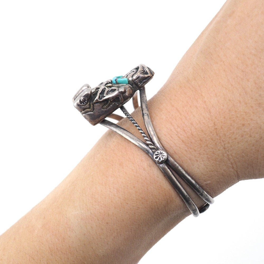 Tight Intense Spider Turquoise Vintage Navajo Native American Jewelry Silver Bracelet Tight Intense Spider Turquoise Vintage Navajo Native American Jewelry Silver Bracelet