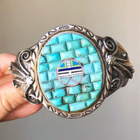 Bracelet manchette sterling avec incrustation de pavés turquoise